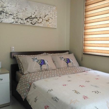 Yulz 516 At Cityscape Bacolod Kültér fotó
